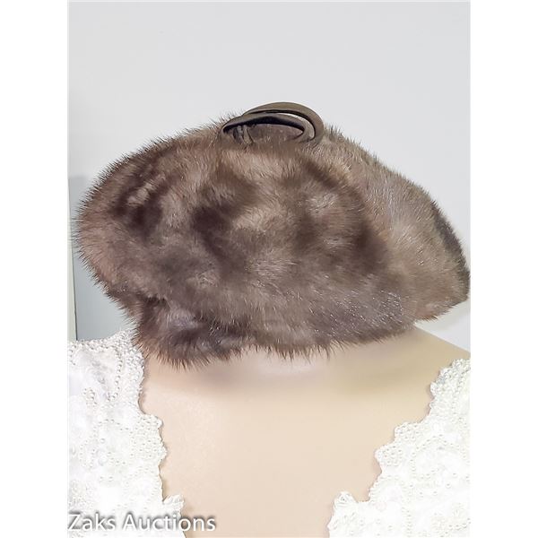 Vintage Fashion Real Fur Beret with Satin Topper