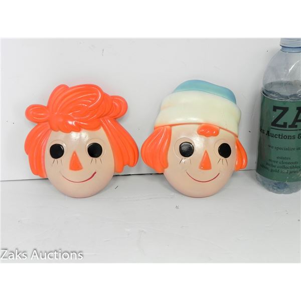 Raggedy Ann & Andy chalkware Wall Decor