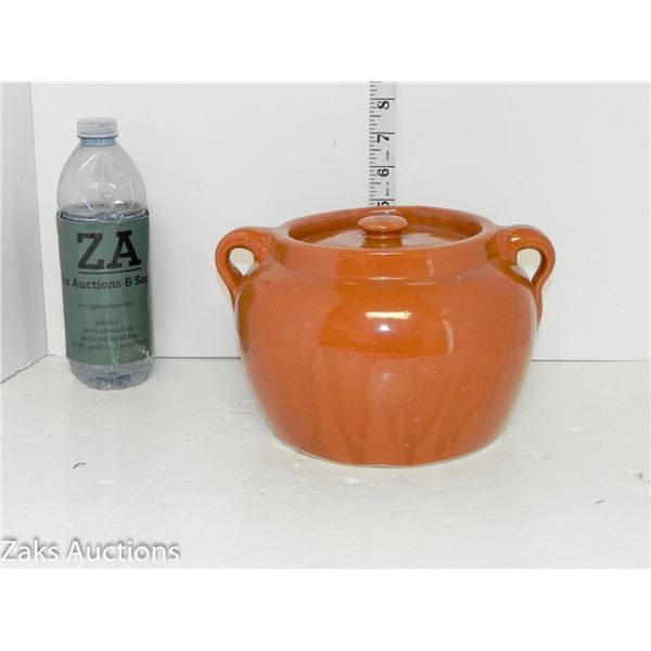 Medalta Pottery 2 Gallon Lidded Bean Pot