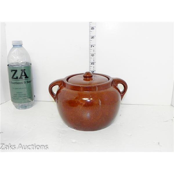 Medalta Pottery 1 Gallon Lidded Bean Pot