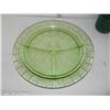 Image 6 : MCM Green Depression Uranium Divider Dinner Plate