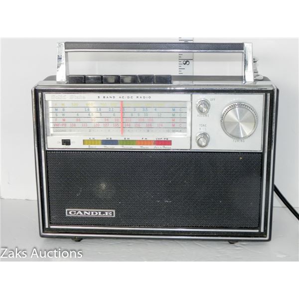 Vintage Candle Solid State Radio