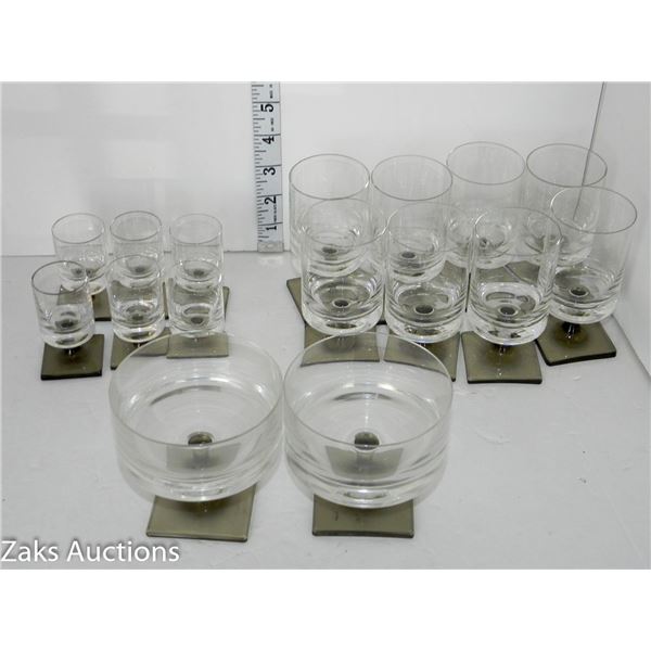 Lot of 16 MCM Rosenthal Studio Line Social Glasses