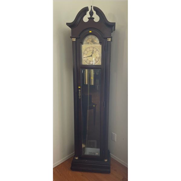 Laurentien Grandfather Clock