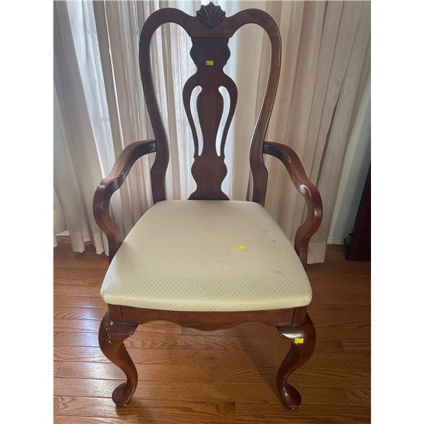 Solid Wood Queen Anne Legs Dining Chair 22Lx19.5Dx40H