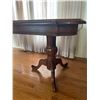 Image 3 : Solid Wood Decorative Dining Table With 2 Leaves 96Lx44Dx31H