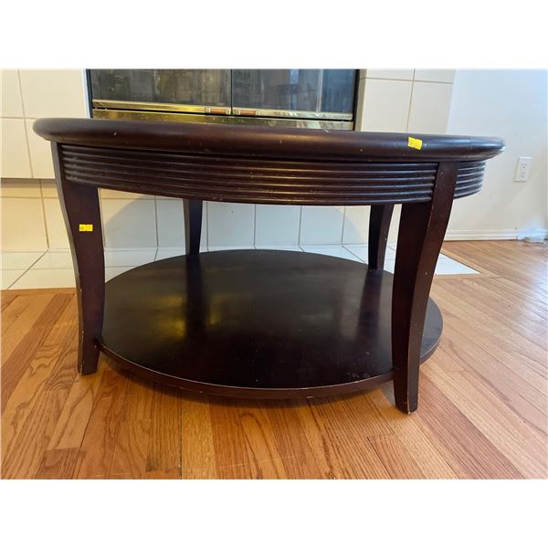 Wooden 2 Tier Round Coffee Table 38Lx38Wx20H