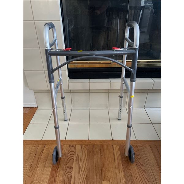 Drive Collapsible Walker 23Lx27H