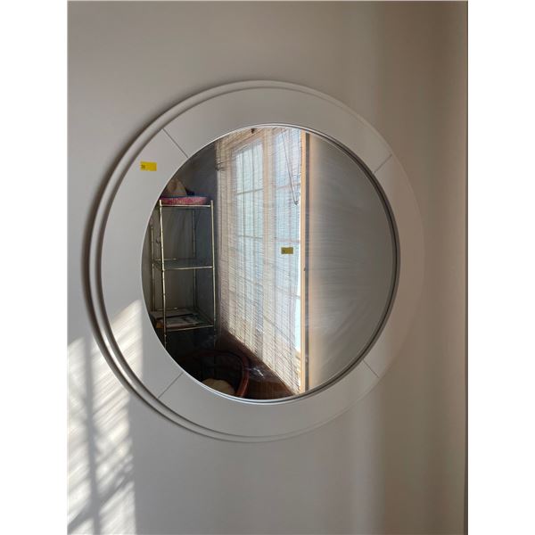 White Decorative Circular Mirror 27Lx24H