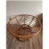 Image 1 : Wicker Circular Chair 46Lx46Wx25H