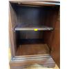 Image 4 : Lexington Night Stand 18Lx14Dx27.5H