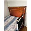 Image 2 : Solid Wood Hand Crafted Single Sleigh Bed With Med Pro Lift Assist 40.5Lx83Dx47H
