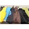 Image 2 : LOT DE 18 ROBES