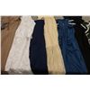Image 2 : LOT DE 23 ROBES