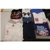 Image 3 : LOT DE 25 CHANDAILS/T-SHIRTS  POUR FEMMES/HOMMES