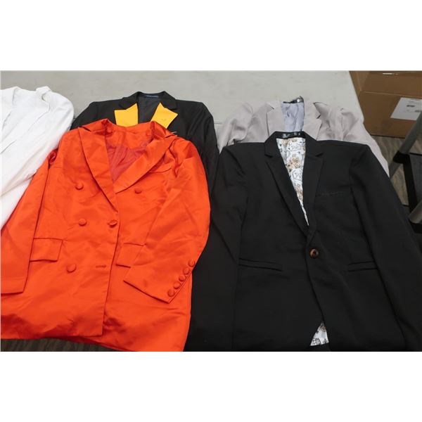 LOT DE 15 JACKETS ASST