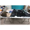 Image 1 : LOT DE 31 MANTEAUX POUR HOMMES / FEMMES ASST