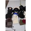 Image 2 : LOT DE 35 CHAPEAUX ASST