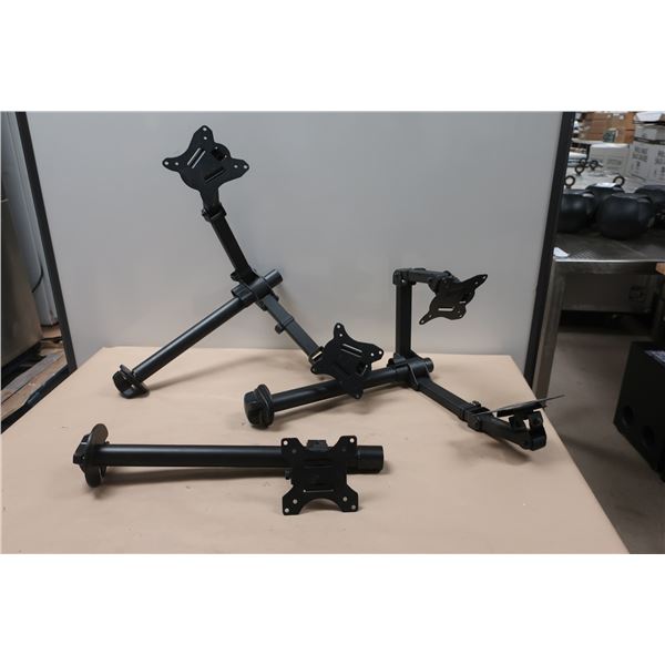 LOT: 3 SUPPORTS POUR MONITEURS ASSORTIS