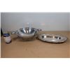 Image 1 : LOT DE 2 PLATEAUX DE SERVICE