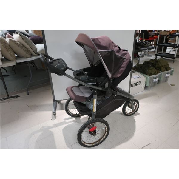 POUSSETTE (RÉVERSIBLE) MODES JOGGER