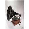 Image 1 : Quarter cut oak external horn Zonophone gramophone, appears to be working at time of cataloguing. NO