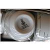 Image 3 : Set of Royal Doulton Vogue porcelain dinnerware "Fascination TC1155" including eight each of 10 1/2"
