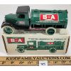 Image 1 : ERTL B-A BOWTIE 1931 DIECAST HAWKEYE TANKER BANK - 1:34 SCALE 