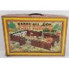 Image 6 : LOUIS MARX & CO CARRY-ALL ACTION FORT APACHE PLAY SET