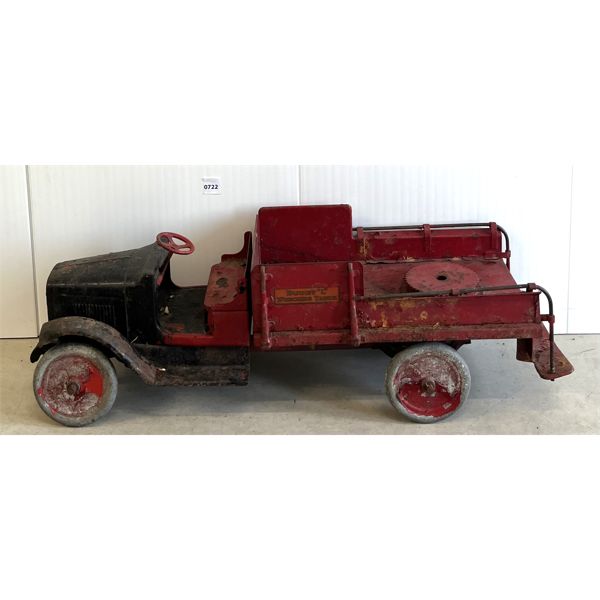 BUDDY "L" PRESSED STEEL WRECKING TRUCK 