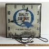 Image 2 : QUALITY CAR CARE CANADIAN NEON-RAY LIGHT UP CLOCK