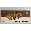 Image 8 : ERTL CASE DIECAST W30 WHEEL LOADER - 1:16 SCALE