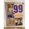 Image 2 : LOT OF 2 - MATTEL WAYNE GRETZKY ACTION FIGURE & ALADDIN LUNCH BOX W/ THERMOS 