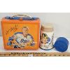 Image 4 : LOT OF 2 - MATTEL WAYNE GRETZKY ACTION FIGURE & ALADDIN LUNCH BOX W/ THERMOS 