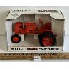 Image 2 : ERTL CASE DIECAST 1942 "VAC" TRACTOR - 1:16 SCALE
