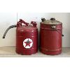 Image 2 : LOT OF 2 - 5 GAL FUEL CANS - INCL TEXACO 