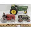 Image 3 : LOT OF 3 - MISC TRACTORS - INCL JOHN DEERE & S. S. SARNA