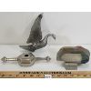 Image 1 : LOT OF 3 - SWAN HOOD ORNAMENT, RAD CAP & SIGNAL LIGHTS