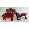 Image 3 : LOT OF 3 - ERTL TRACTORS - INCL INTERNATIONAL