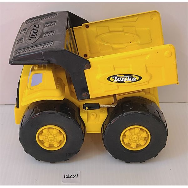 TONKA PRESSED STEEL 2006 DUMP TRUCK 