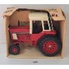 Image 1 : ERTL INTERNATIONAL DIECAST 1586 TRACTOR W/ CAB - 1:16 SCALE