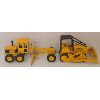 Image 3 : LOT OF 2 - ERTL JOHN DEERE DIECAST TRACTOR COMBINE & BULLDOZER 