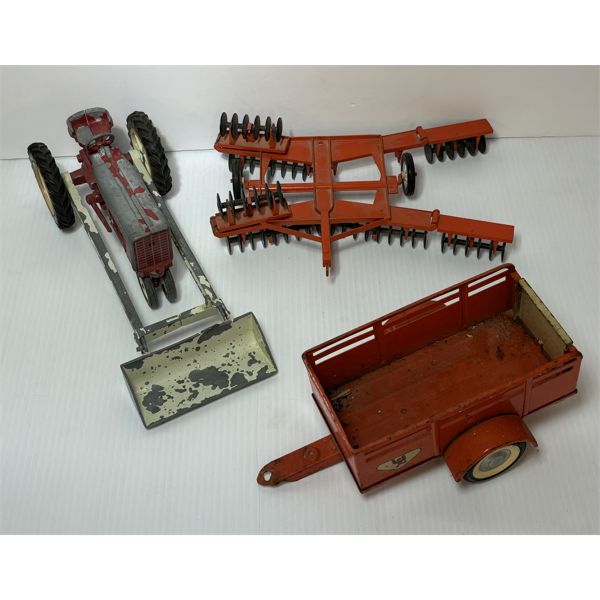 LOT OF 3 - ERTL & NYLINT TOYS DIECAST U-HAUL WAGON, TRACTOR DISK & TRACTOR W/ LOADER