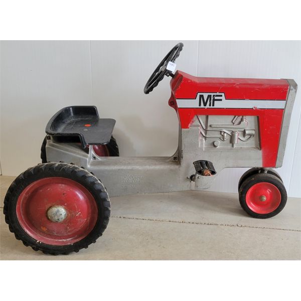 ERTL MF METAL 1100 PEDAL TRACTOR 