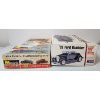 Image 3 : LOT OF 2 - MONOGRAM '32 & 1934 FORD ROADSTER & COUPE/CONVERTIBLE MODEL KITS