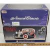 Image 3 : LOT OF 2 - DIECAST MODEL CARS - INCL '32 CADILLAC & FORD V8