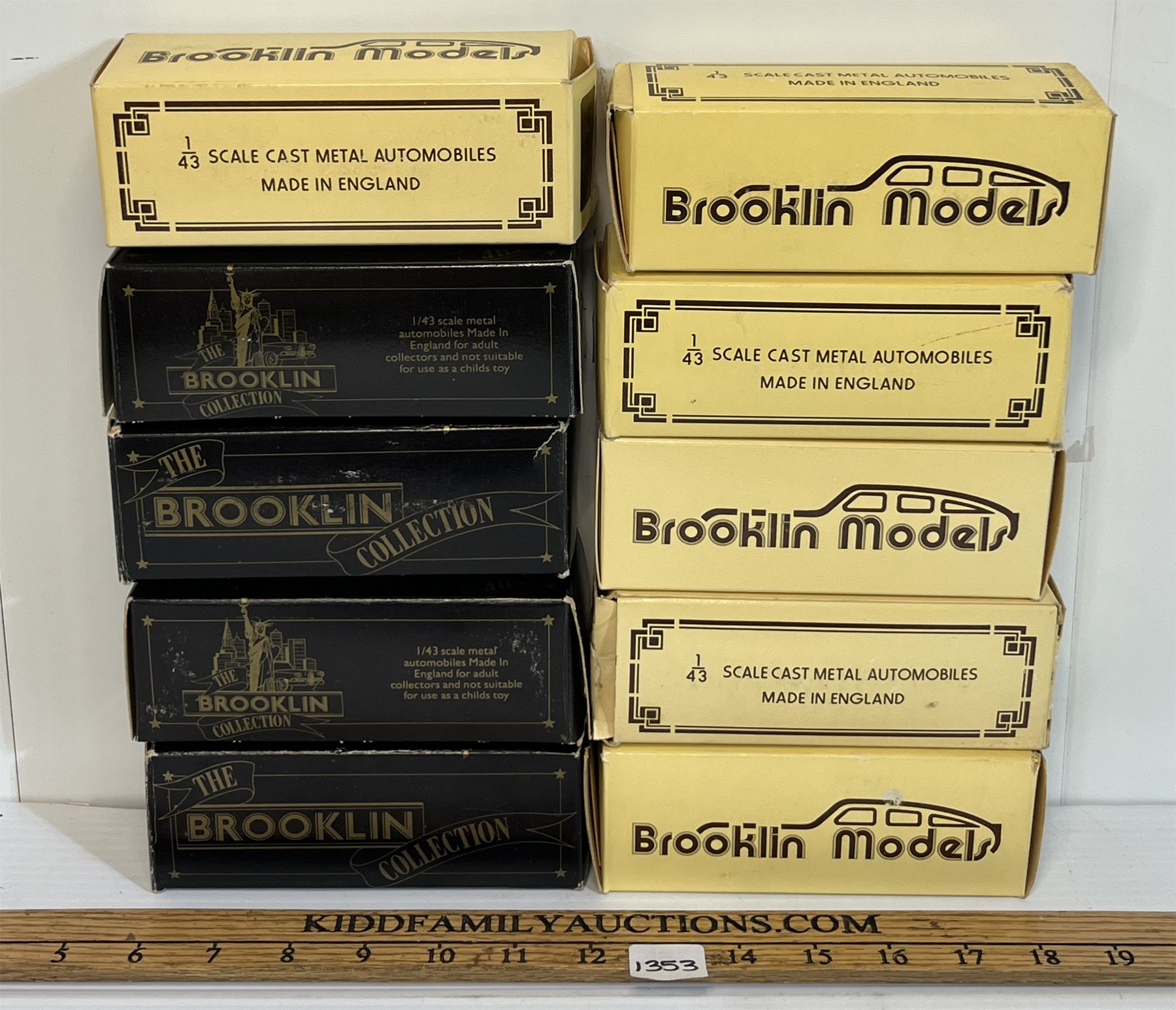 BROOKLIN BRK25 Pontiac Bonneville 1958 Gris 1/43 Voiture Miniature BROOKLIN BRK25 Pontiac Bonneville 1958 Gris 1/43 Voiture Miniature