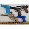 Image 2 : LOT OF 5 - TOY GUNS - INCL WILD BILL, ETC.