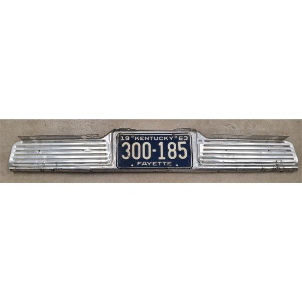 CAR BUMPER W/ LICENCE PLATE