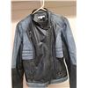 Image 2 : 2 Faux Women's Leather Jackets